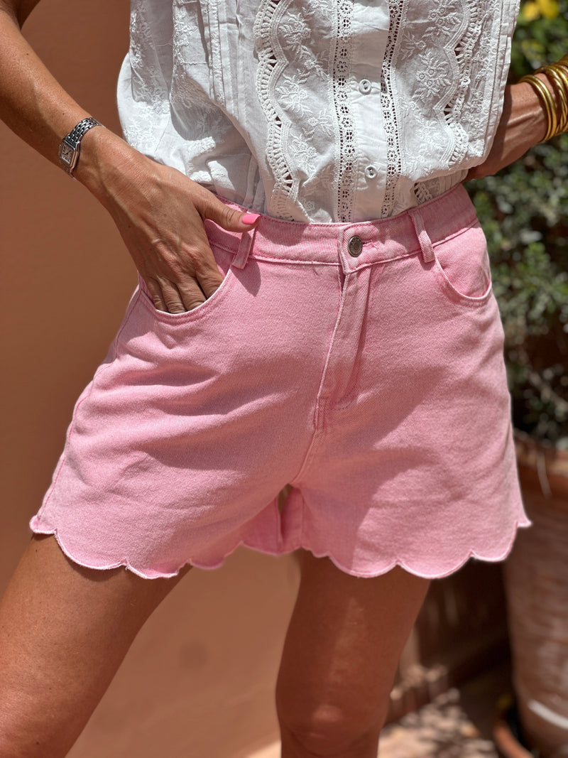 Short Henriette