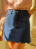 Jupe courte Judie en denim brut taille haute à bord festonné – Siamoise