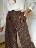 Pantalon Vivianne en flanelle marron à pois coupe large – Siamoise