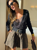 Pull noir femme réversible Agathe col V avec empiècement brodé – Siamoise