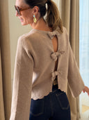 Maille Joséphine beige taupe dos ouvert avec trois nœuds – Siamoise